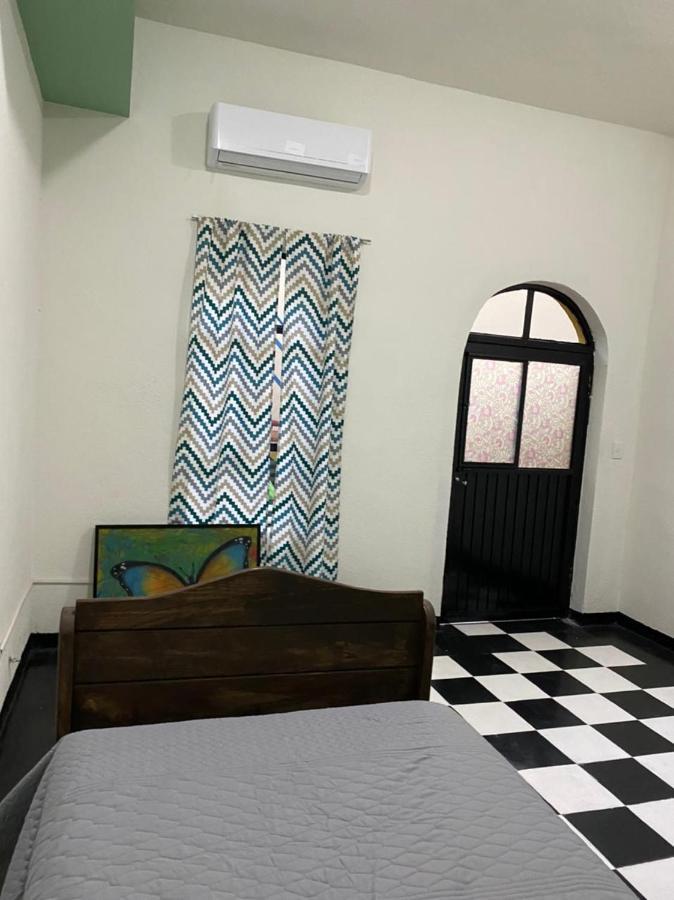 Hostal My Family In - *