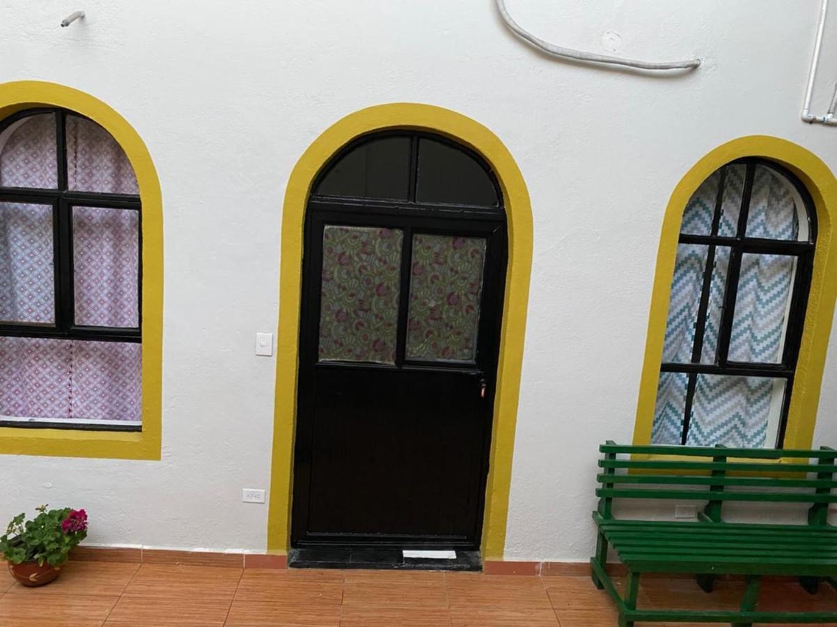 Hostal My Family In - *