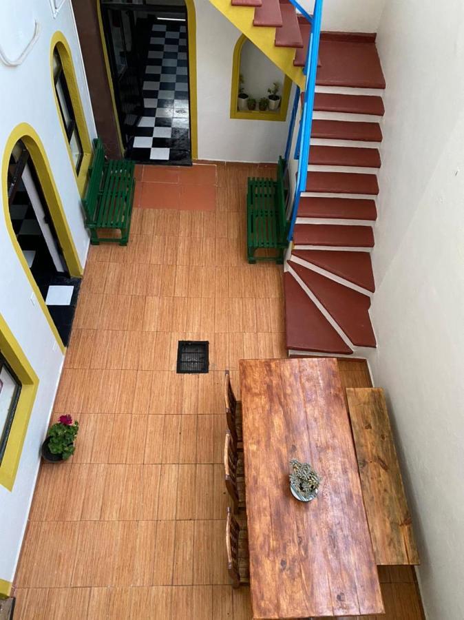 Hostal My Family In - *